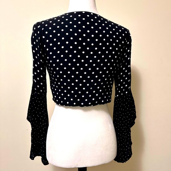 Seven Wonders Black White Spots Crop Top w Tie Wide Bell Sleeves Shirt Blouse 6 - Picture 11 of 16